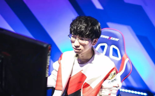 代替花哨 代替花哨